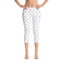 Load image into Gallery viewer, Inky Pattern Capri Leggings