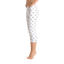 Load image into Gallery viewer, Inky Pattern Capri Leggings